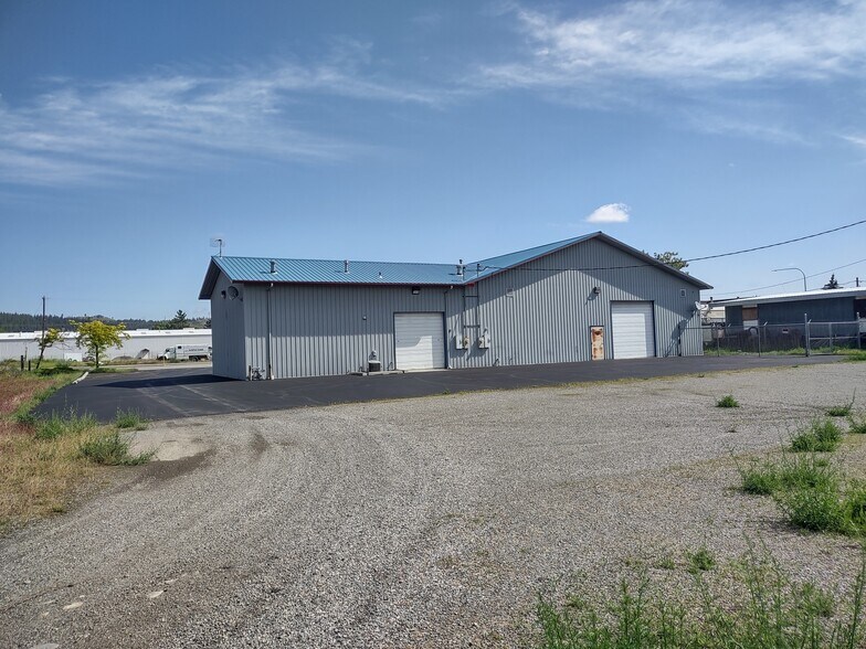 More Photos Of 6010-6012 E Trent Ave, Spokane Freestanding For Lease