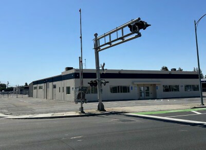 More Photos Of 430-434 E Brokaw Rd, San Jose Warehouse For Lease