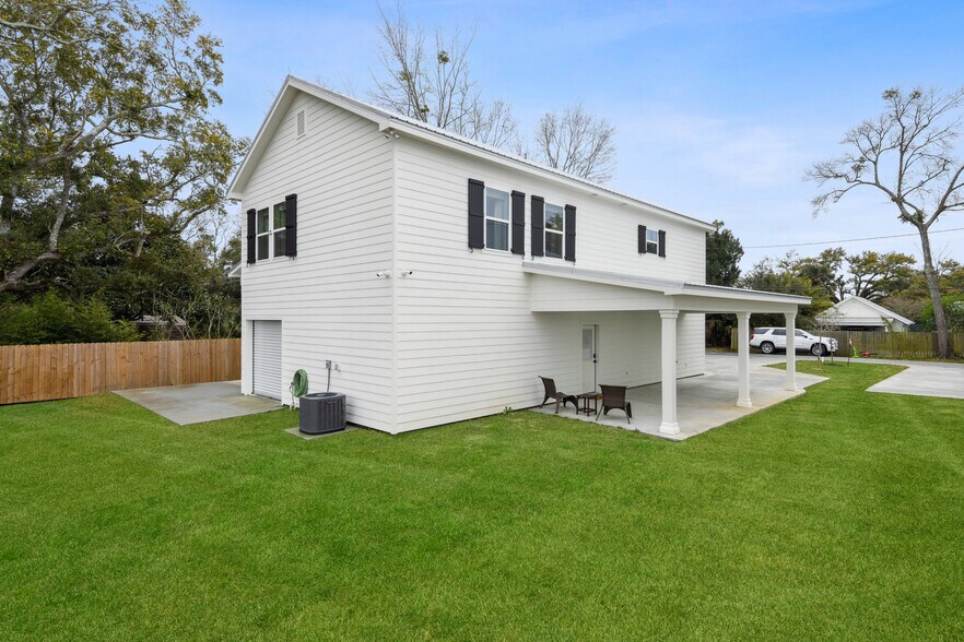 More Photos Of 437 Webster St, Bay Saint Louis Apartments For Sale