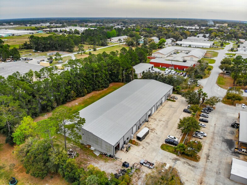 More Photos Of 1857 Patterson Ave, Deland Warehouse For Lease