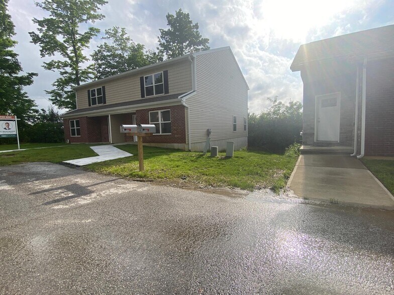 More Photos Of , Cincinnati Multifamily For Sale