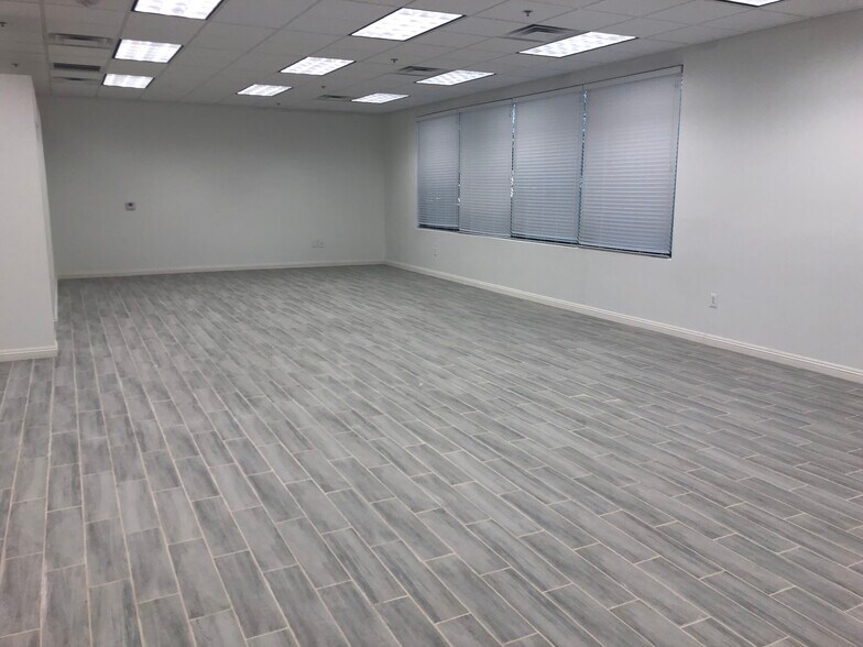 More Photos Of 710 Coronado Center Dr, Henderson Medical For Lease