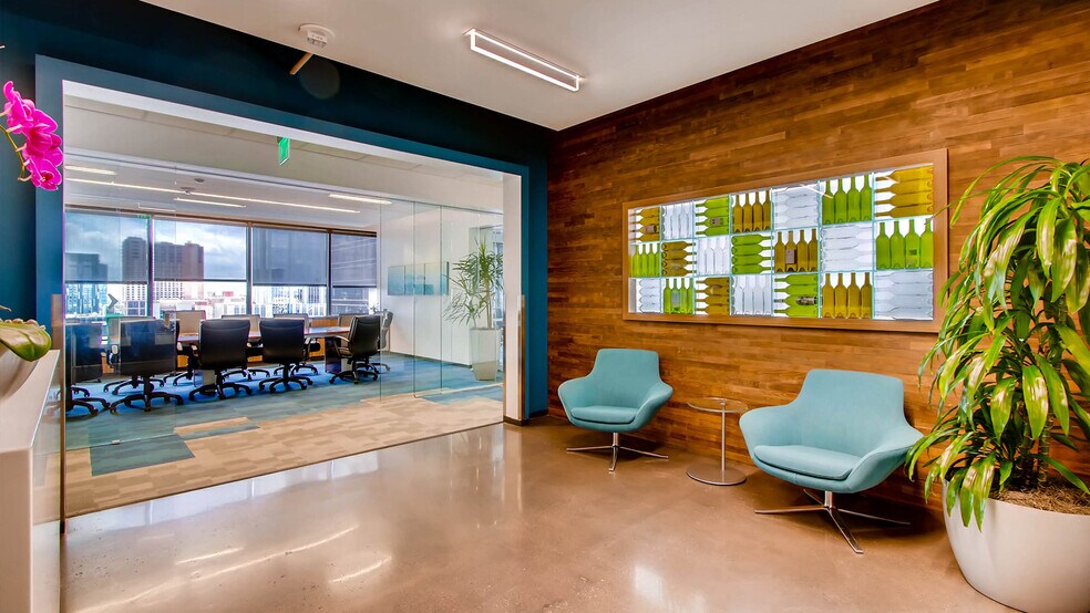 More Photos Of 504 Lavaca St, Austin Office For Lease