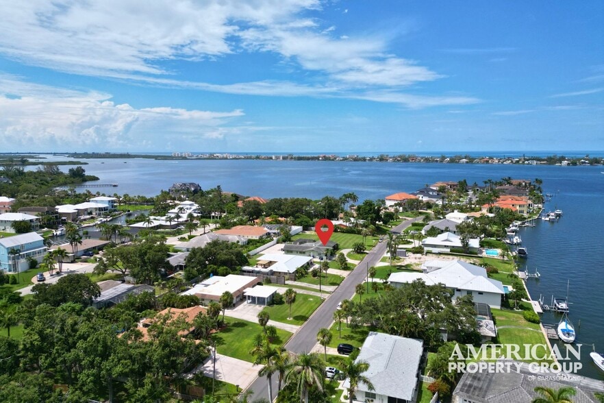 Primary Photo Of 1848 Southpointe Dr, Sarasota Apartments For Sale