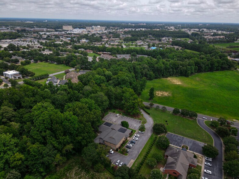 400 Spring Forest Rd, Greenville, NC 27834 For Lease