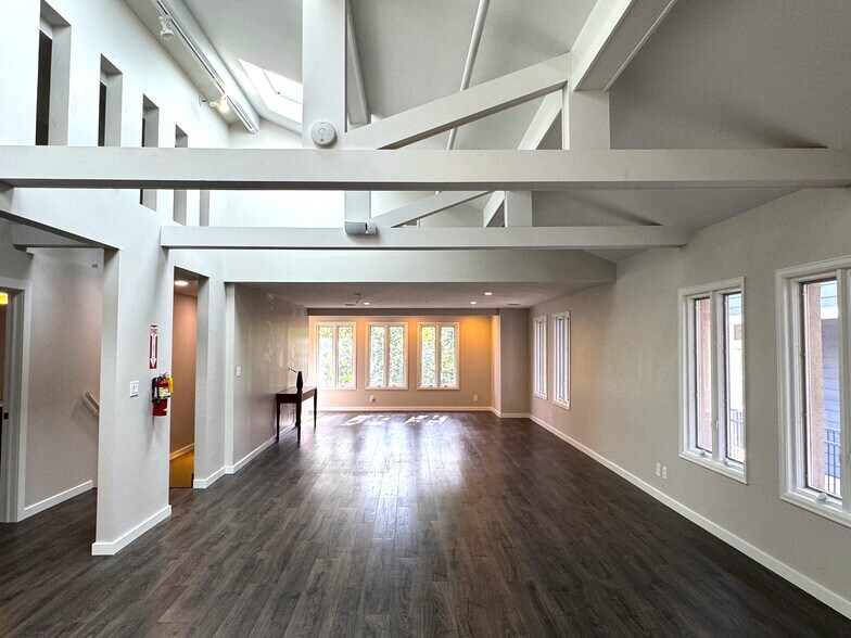 More Photos Of 1761 N Emerson St, Denver Loft Creative Space For Sale