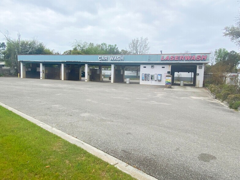 Primary Photo Of 1117 Bowman Rd, Mount Pleasant General Retail For Lease