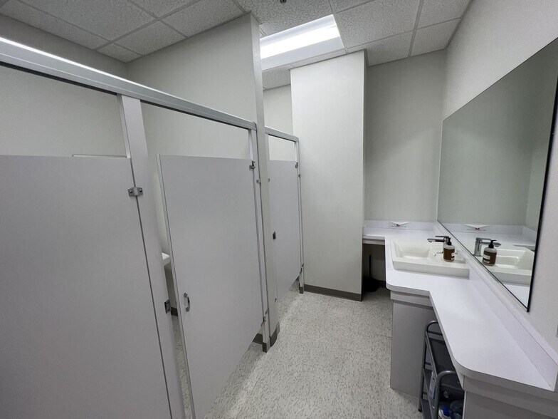 More Photos Of 1258 N Palm Ave, Sarasota Apartments For Lease