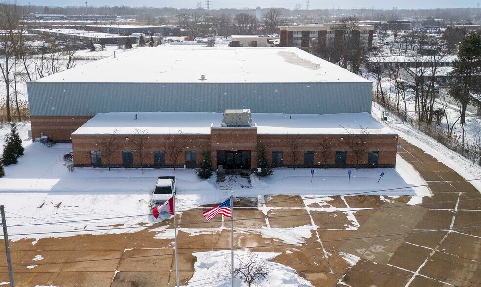 Primary Photo Of 7420 Clover Ave, Mentor Warehouse For Lease