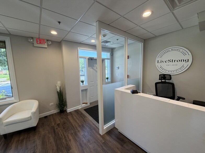 More Photos Of 15915 S Crystal Creek Dr, Homer Glen Office Residential For Sale