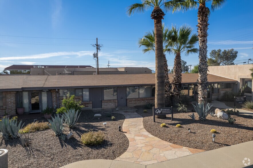 Primary Photo Of 6812 N Oracle Rd, Tucson Office For Sale