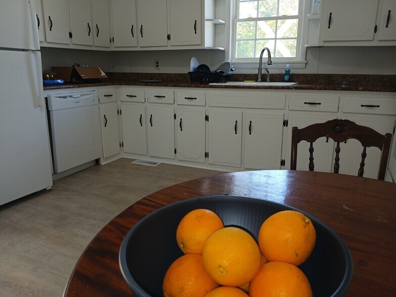 More Photos Of 119 W Main St, Youngsville Freestanding For Sale