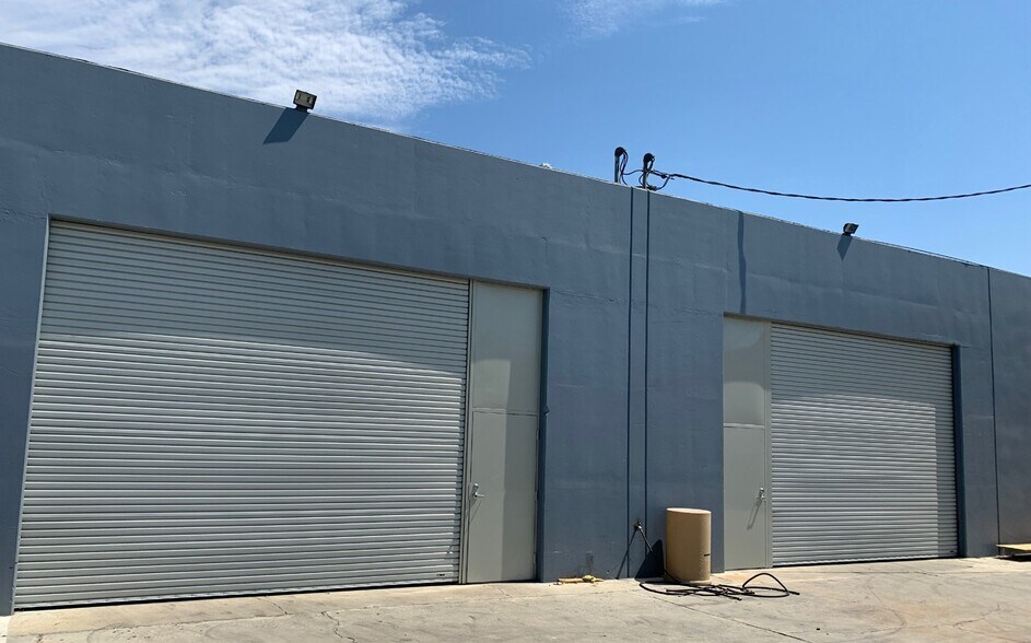 More Photos Of 7200-7240 Adams St & Texaco Ave, Paramount Warehouse For Sale