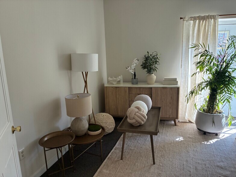 More Photos Of , Malvern Office For Sale