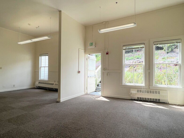 More Photos Of 572 Ruger St, San Francisco Office For Lease
