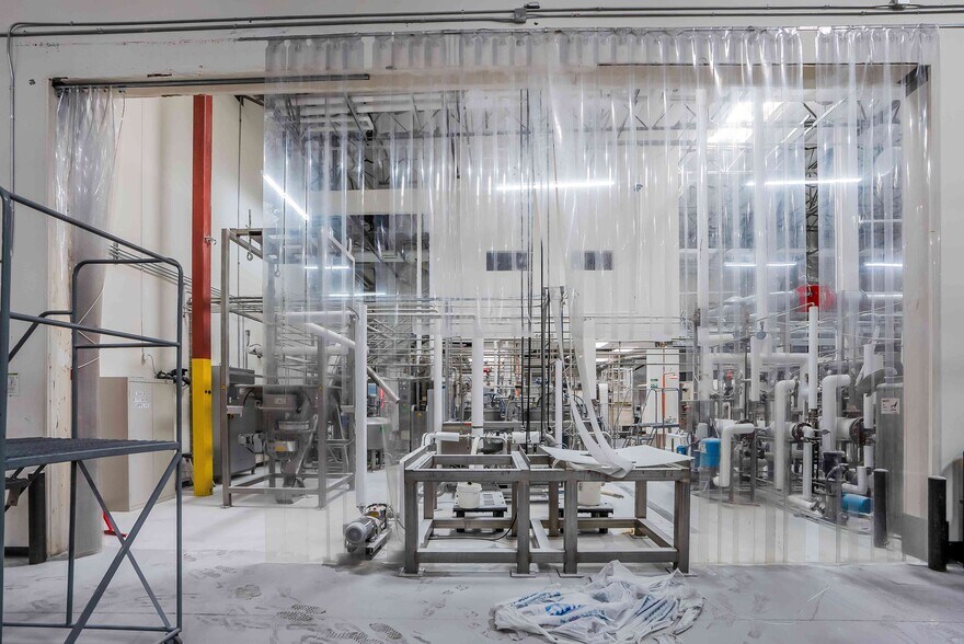 More Photos Of 1900 E Carnegie Ave, Santa Ana Research And Development For Lease