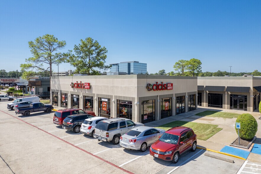 More Photos Of 309-367 Sawdust Rd, The Woodlands General Retail For Sale