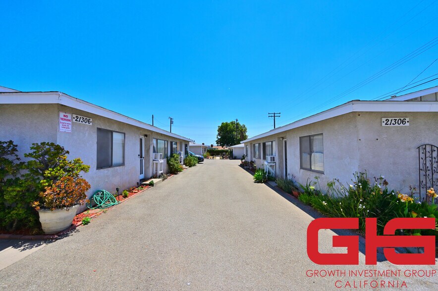 Primary Photo Of 21306 E Arrow Hwy, Covina Apartments For Sale