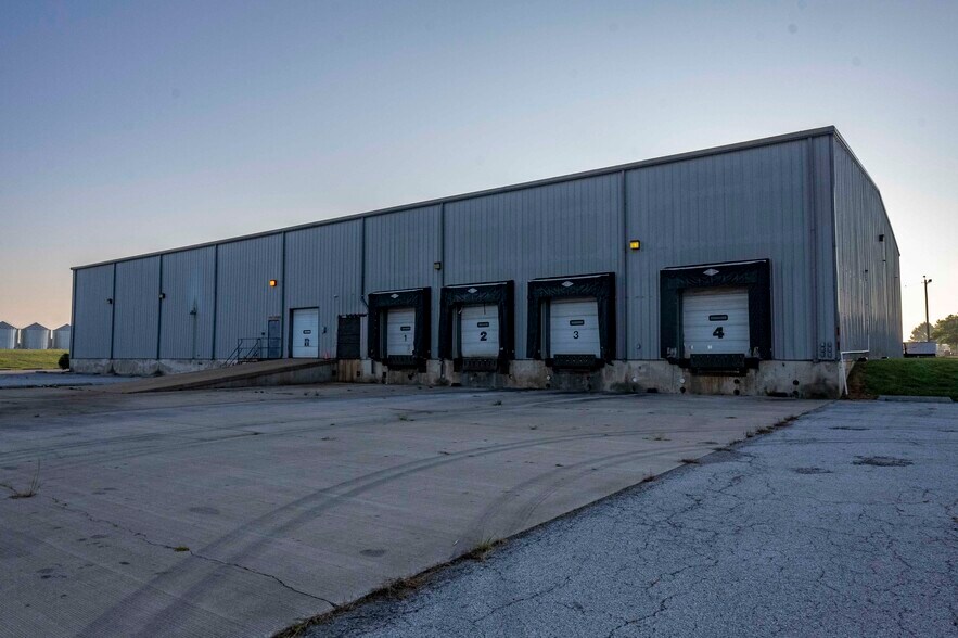 More Photos Of 1 Rooster Way, Barry Industrial For Sale