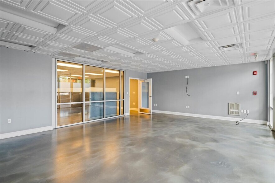More Photos Of 262-268 Broadway, Saratoga Springs Office Residential For Sale