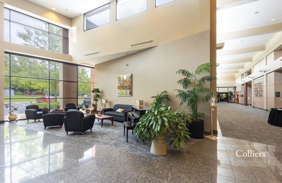 More Photos Of 169 Laurelhurst Ave, Columbia Office For Sale