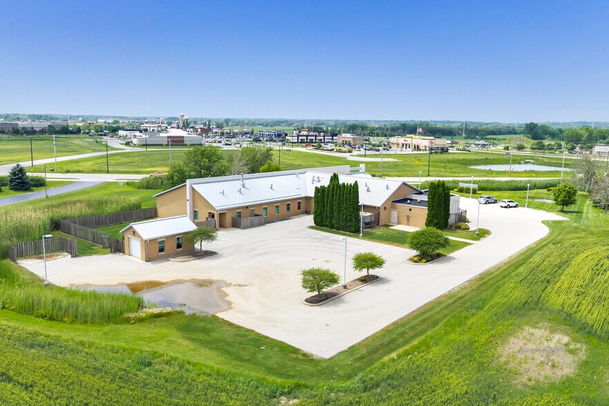 More Photos Of 2141 Lime Kiln Rd, Green Bay Medical For Sale