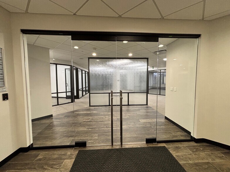 More Photos Of 4460 Highland Dr, Salt Lake City Medical For Lease