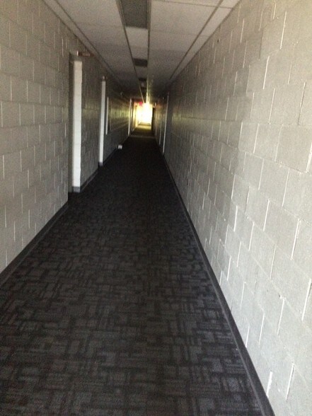 More Photos Of 31100 Plymouth Rd, Livonia Medical For Sale