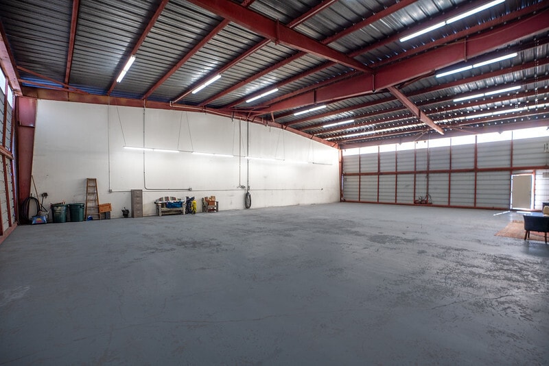 More Photos Of 305 Kenney St, El Cajon Airplane Hangar For Sale