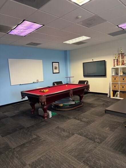 More Photos Of 1080 Woodcock Rd, Orlando Office For Lease