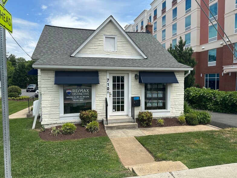 Primary Photo Of 710 W Broad St, Falls Church Freestanding For Lease