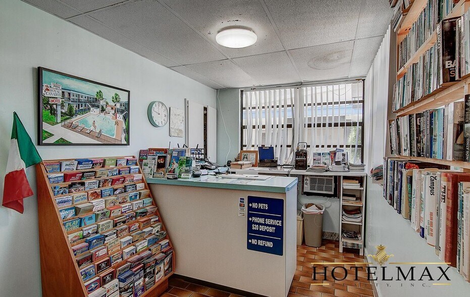 More Photos Of 653 Mandalay Ave, Clearwater Beach Hotel For Sale