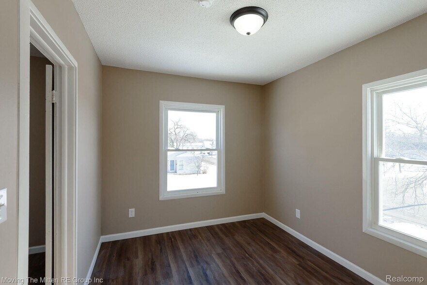 More Photos Of 230 Almyra Ave, Monroe Apartments For Sale