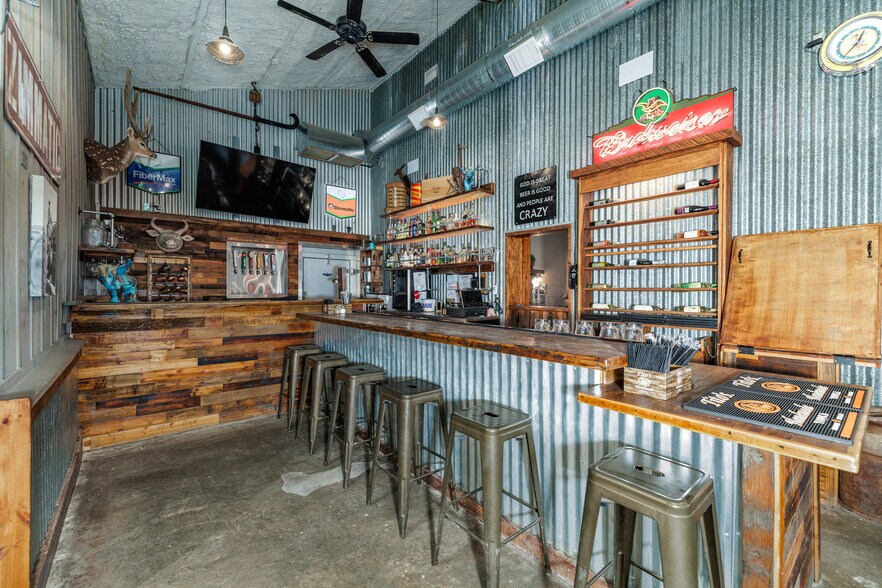 More Photos Of 8336 TX 570, San Angelo Restaurant For Sale