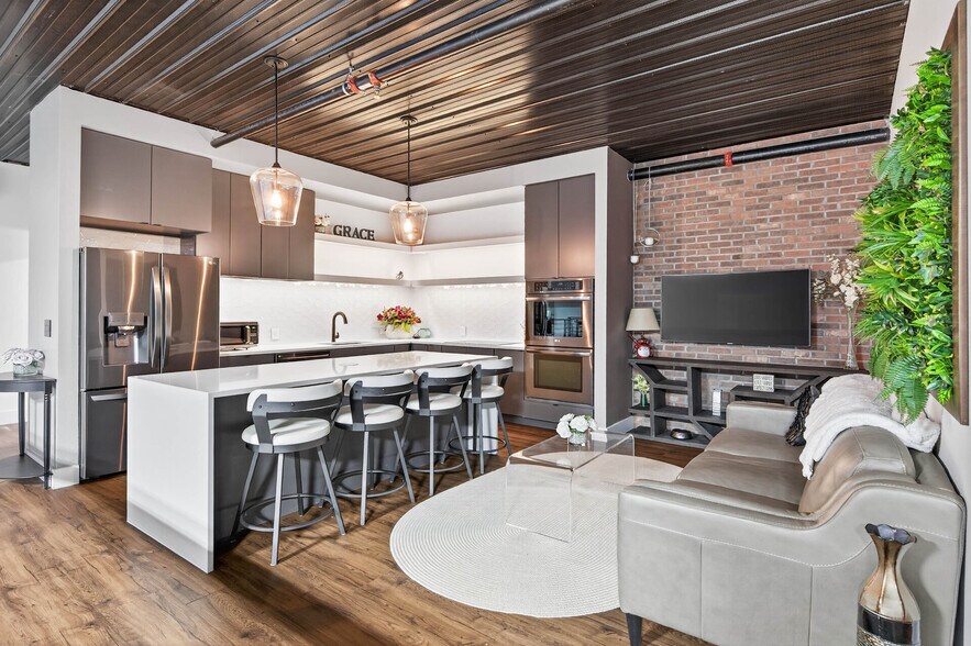 More Photos Of 3620 Arrowhead #2 Dr, Medina Industrial For Sale