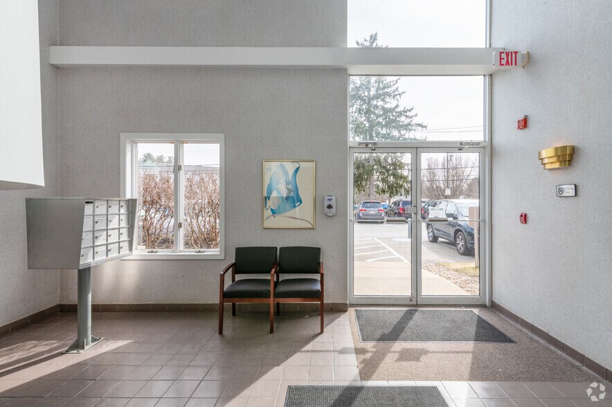 More Photos Of 50 Salem St, Lynnfield Coworking Space