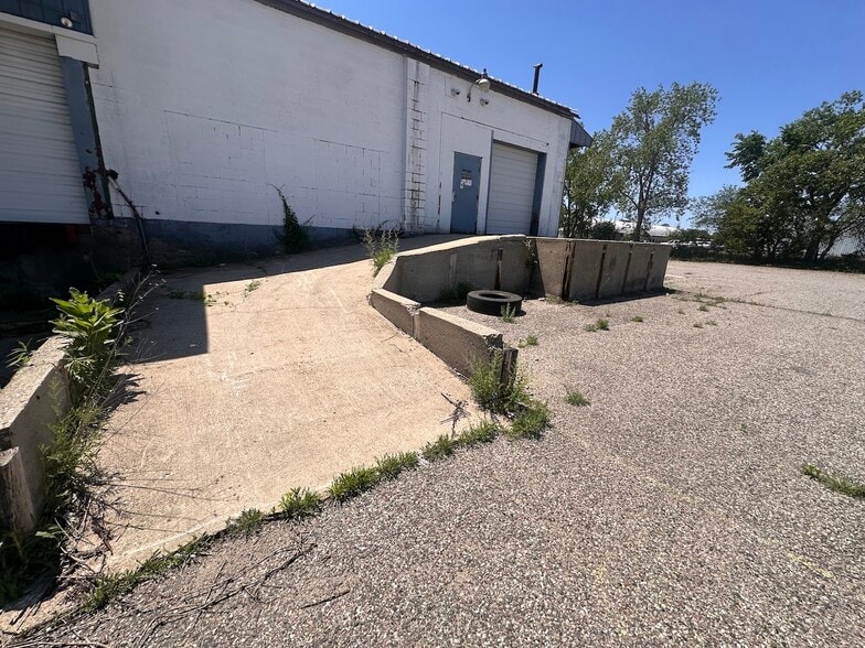 More Photos Of 2655 Buchanan Ave SW, Grand Rapids Truck Terminal For Lease