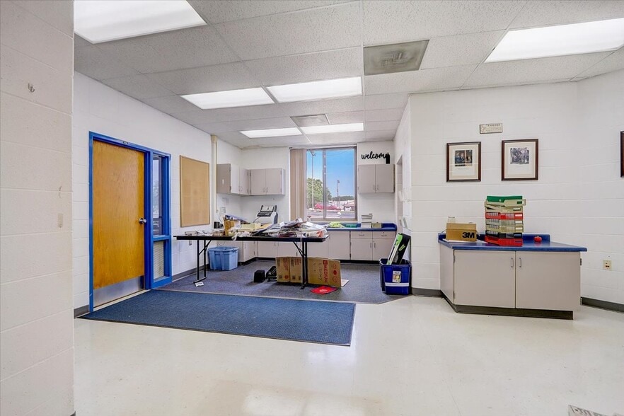 More Photos Of 305 Milwaukee St, Johnson Creek Schools For Sale