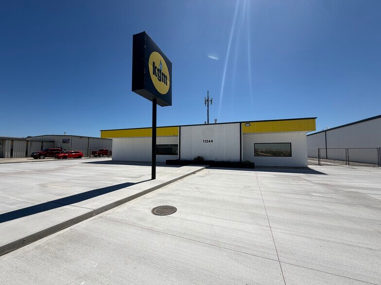 Primary Photo Of 11244 E 55th Pl, Tulsa Manufacturing For Lease