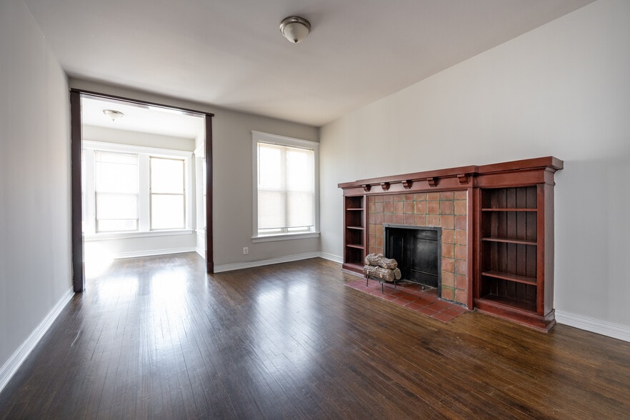 More Photos Of 5235-5245 S Drexel Ave, Chicago Apartments For Sale