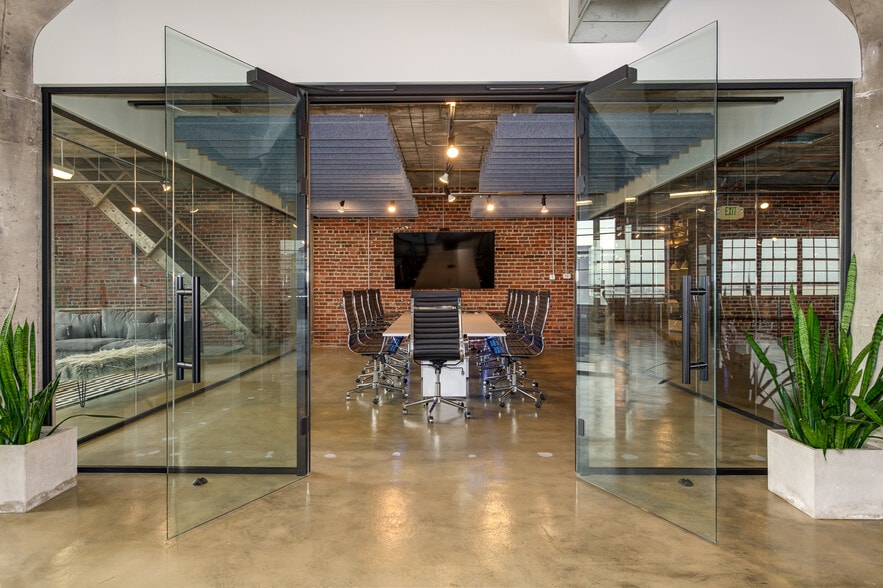 More Photos Of 1120 S 6th St, Saint Louis Loft Creative Space For Lease