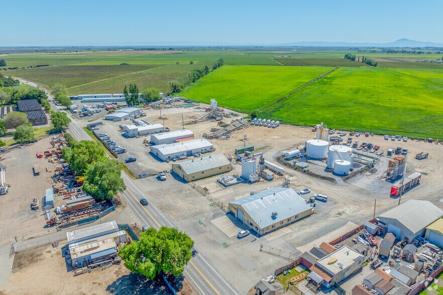 More Photos Of 14442 Walnut Grove-Thorton Rd, Walnut Grove Industrial For Sale