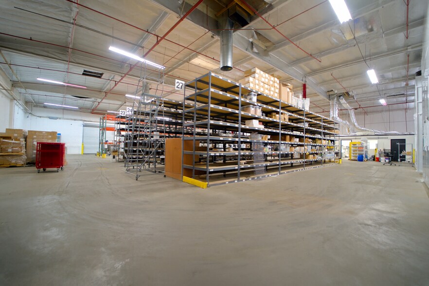 More Photos Of 3019 Vail Ave, Commerce Manufacturing For Sale