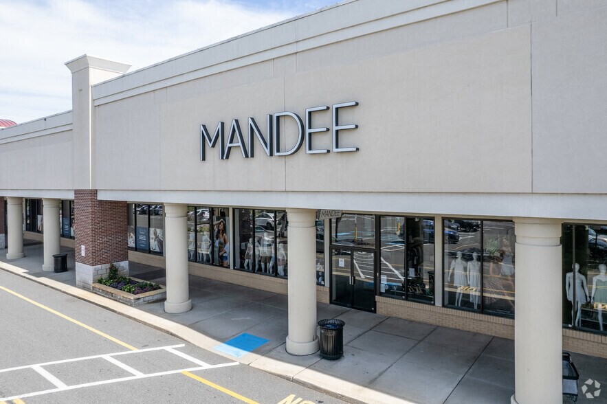 More Photos Of 165 E State Route 4, Paramus Unknown For Lease