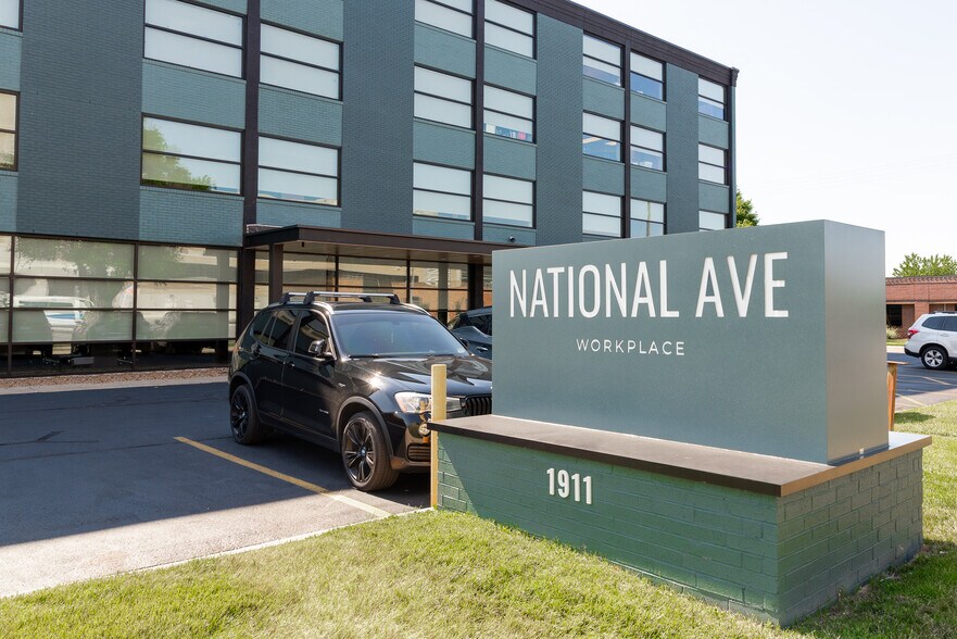 More Photos Of 1911 S National Ave, Springfield Medical For Lease