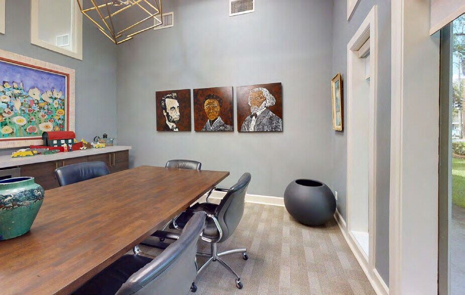 More Photos Of 1601 E Amelia St, Orlando Office For Sale