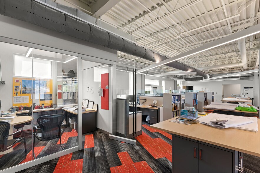 More Photos Of 2714 Dr Martin Luther King St, Saint Petersburg Office For Lease