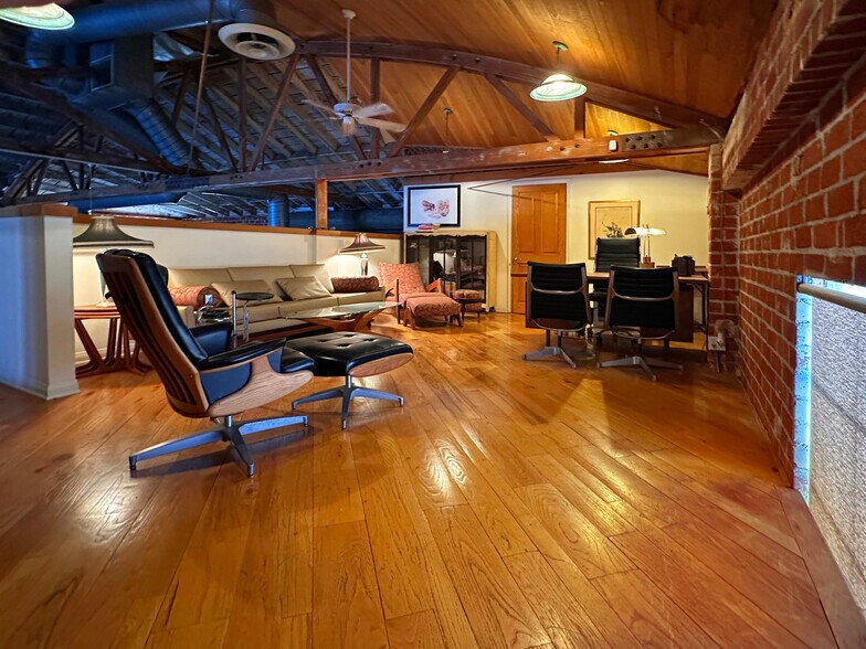 More Photos Of 915 S Alta Vista Ave, Monrovia Light Manufacturing For Sale