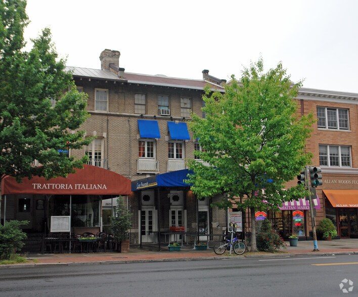 More Photos Of 2649 Connecticut Ave NW, Washington Apartments For Sale