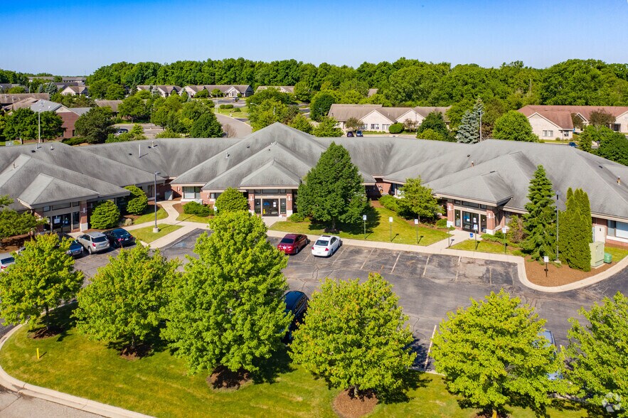 More Photos Of 6465 Millenium Dr, Lansing Office For Lease